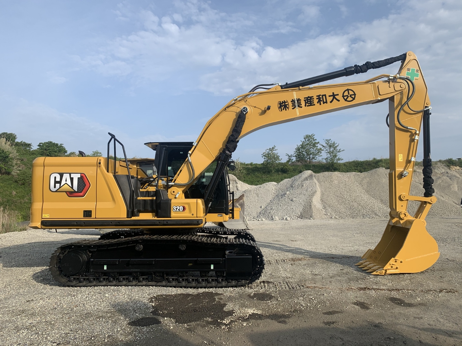 CAT 320